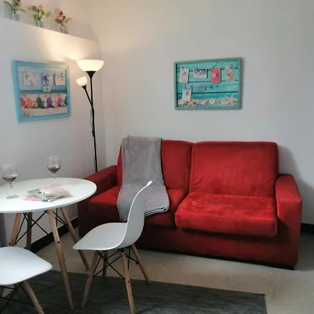 Good Morning Rh - Hostel